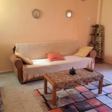 Apartment Getaway In Sparti 外观 照片